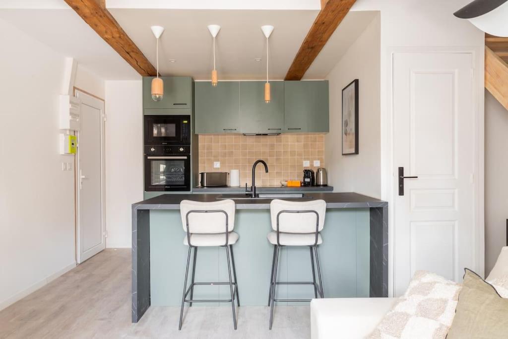L'Elegant - Appartement Fonctionnel Plein-Centre De Douai Esterno foto
